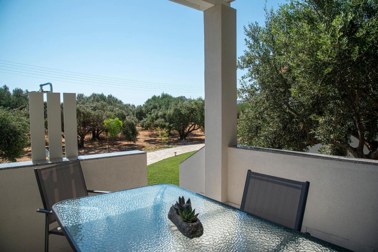 Emmy Villa Anevato Екстериор снимка